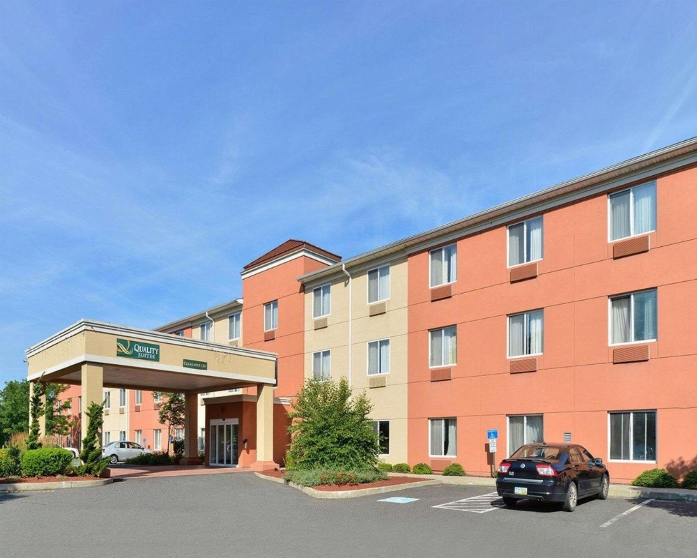 Quality Suites Stratford Main image